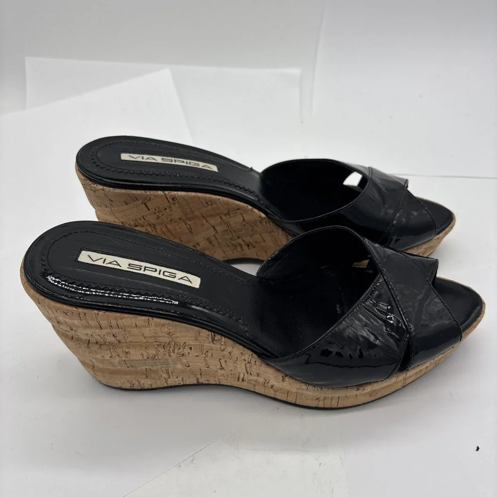 Via Spiga Black Patent Leather Espridalle  Peep Toe Sandal Wedges Women Size 8